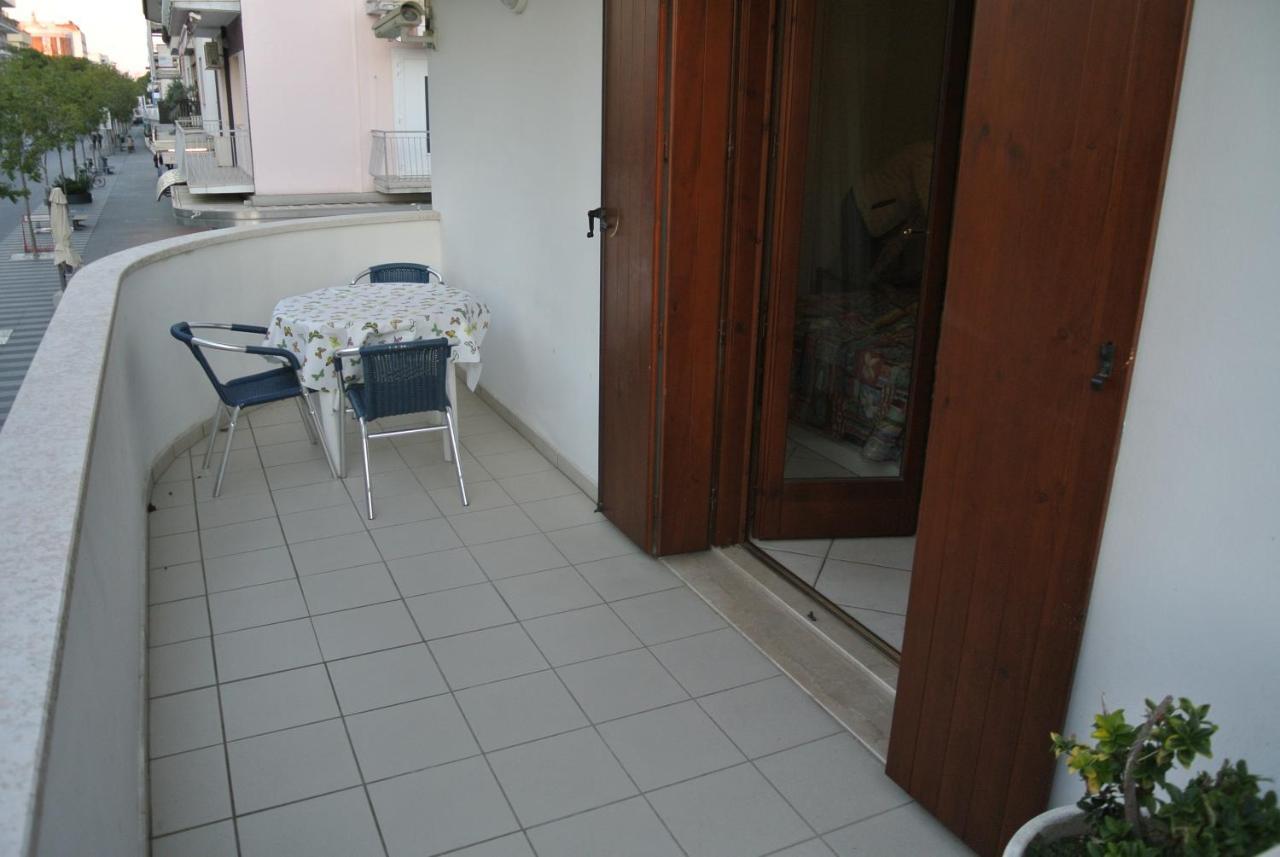 Condominio Maria ลินญาโน ซับเบียโดโร ภายนอก รูปภาพ